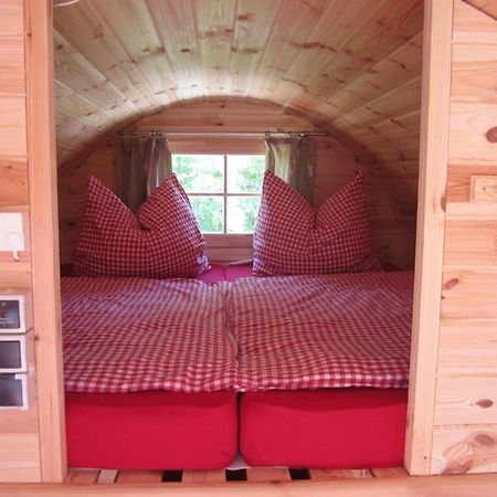 Schlaffass-Camping Gutshof Donauried Günzburg Екстериор снимка